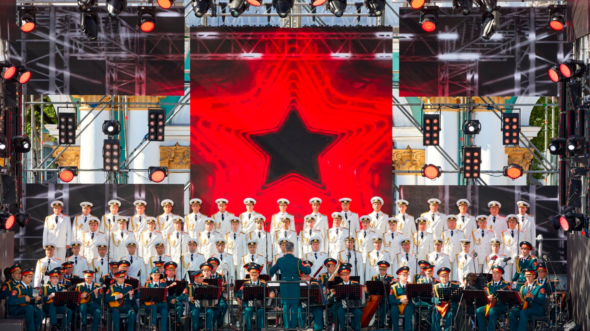 Праздничный концерт, посвящённый Дню ВМФ на Дворцовой площади