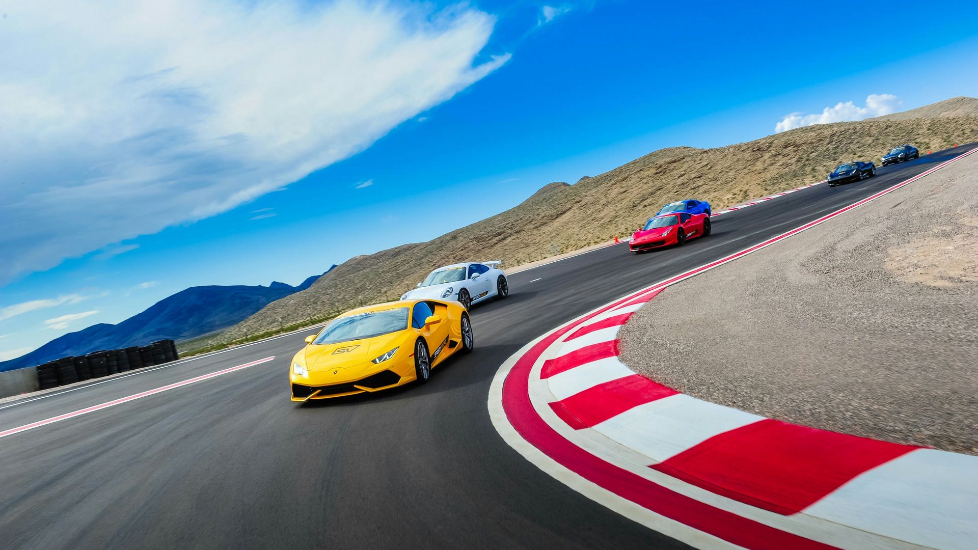 Автоспорт. Российская серия кольцевых гонок. «Moscow Raceway». Туринг-лайт. Гонка 1
